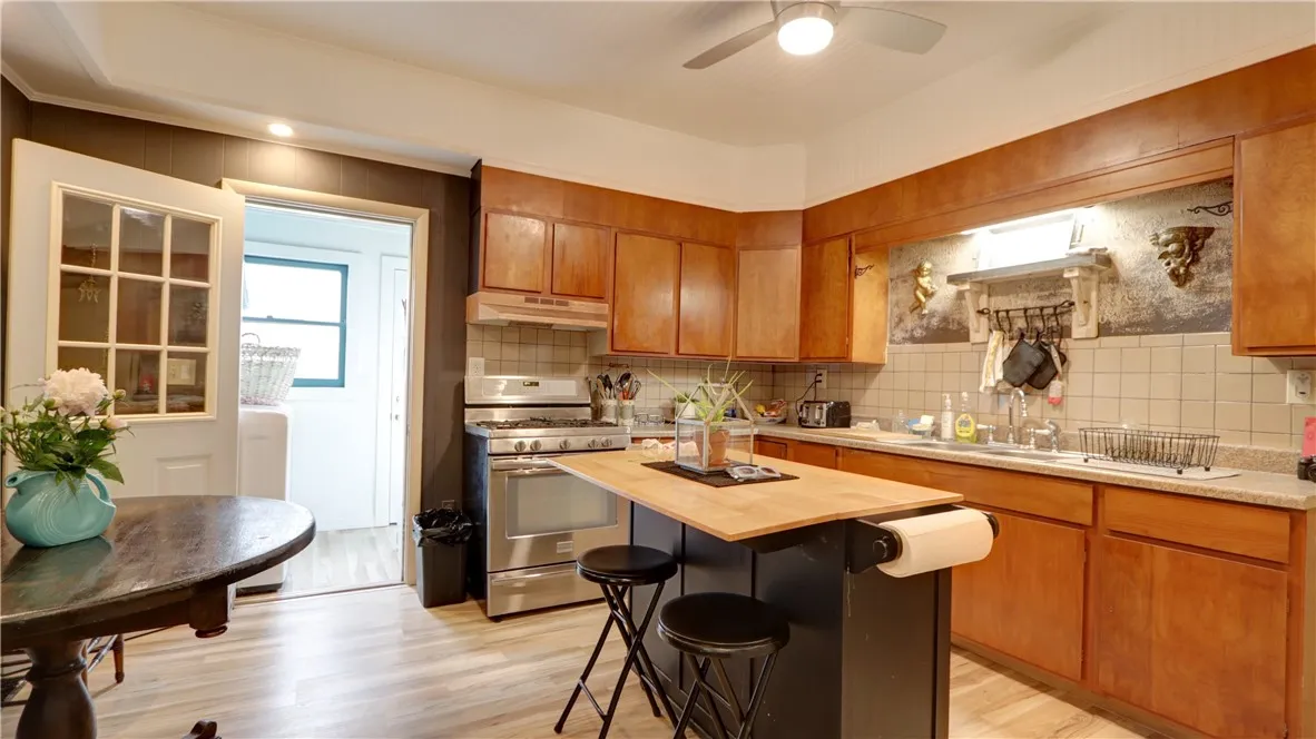 51 Sherrill Street, Geneva City, New York 14456, Geneva City, New York 14456, 5 Bedrooms Bedrooms, 15 Rooms Rooms,3 BathroomsBathrooms,Residential,For Sale,51 Sherrill Street, Geneva City, New York 14456,R1623632