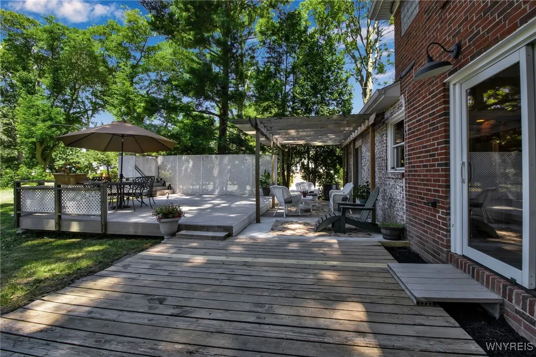 269 Woodland Drive, Orchard Park, New York 14127, Orchard Park, New York 14127, 4 Bedrooms Bedrooms, 9 Rooms Rooms,2 BathroomsBathrooms,Residential,For Sale,269 Woodland Drive, Orchard Park, New York 14127,B1623778