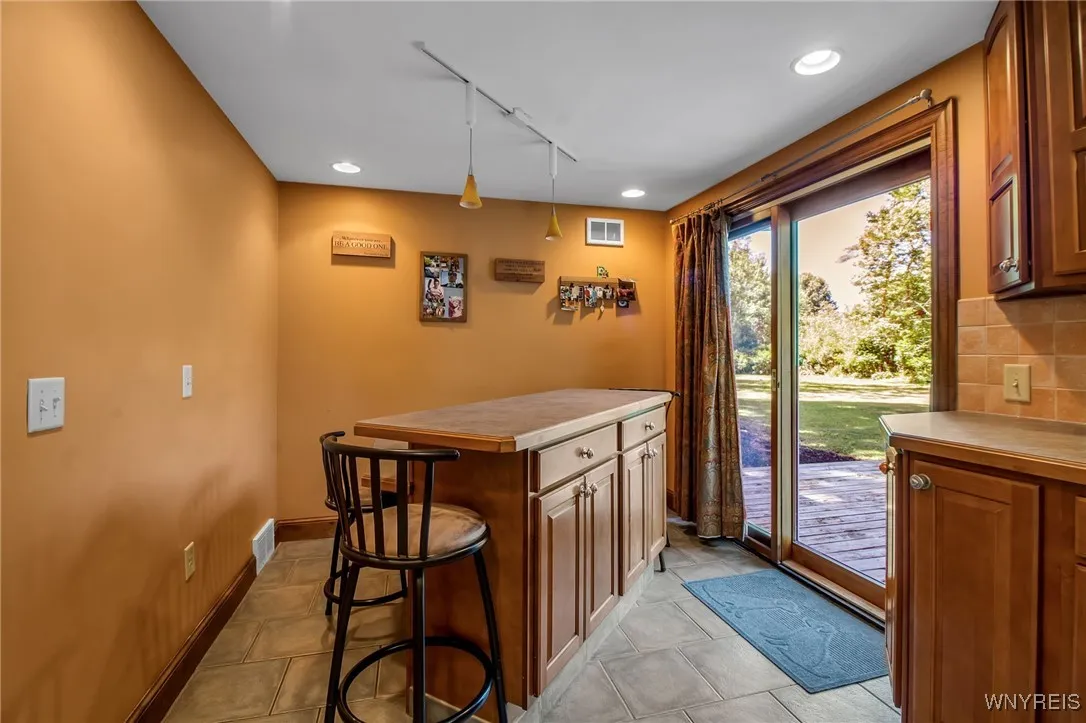 269 Woodland Drive, Orchard Park, New York 14127, Orchard Park, New York 14127, 4 Bedrooms Bedrooms, 9 Rooms Rooms,2 BathroomsBathrooms,Residential,For Sale,269 Woodland Drive, Orchard Park, New York 14127,B1623778