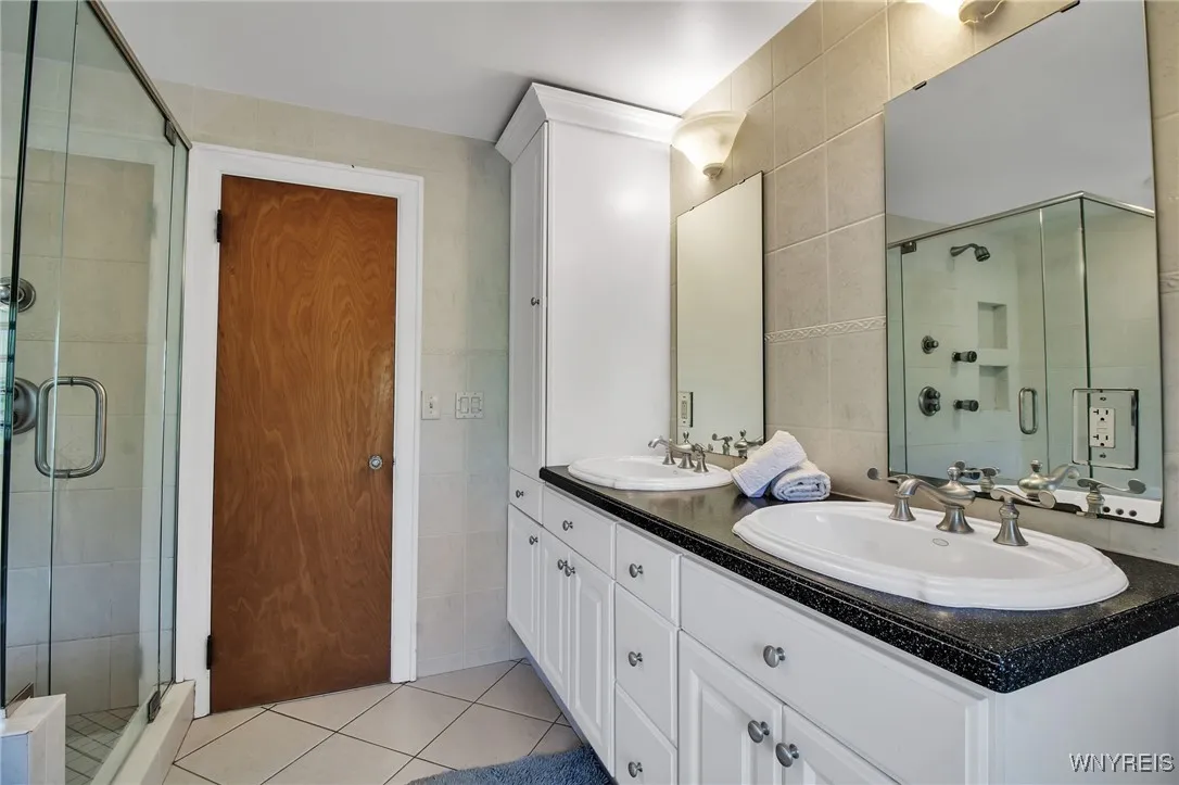 269 Woodland Drive, Orchard Park, New York 14127, Orchard Park, New York 14127, 4 Bedrooms Bedrooms, 9 Rooms Rooms,2 BathroomsBathrooms,Residential,For Sale,269 Woodland Drive, Orchard Park, New York 14127,B1623778