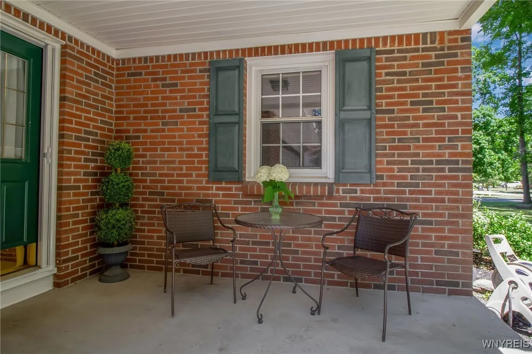 269 Woodland Drive, Orchard Park, New York 14127, Orchard Park, New York 14127, 4 Bedrooms Bedrooms, 9 Rooms Rooms,2 BathroomsBathrooms,Residential,For Sale,269 Woodland Drive, Orchard Park, New York 14127,B1623778