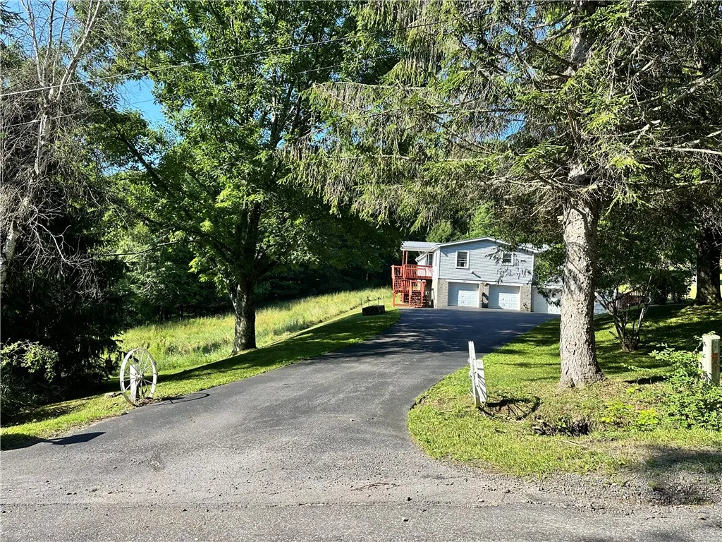 1682 Walton Mountain Road, Walton, New York 13856, Walton, New York 13856, 3 Bedrooms Bedrooms, 10 Rooms Rooms,1 BathroomBathrooms,Residential,For Sale,1682 Walton Mountain Road, Walton, New York 13856,R1623821
