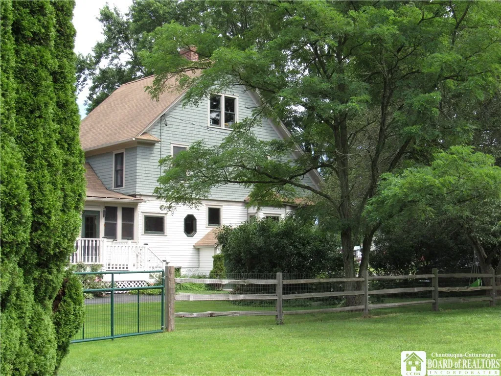 2089 South Maple Avenue, North Harmony, New York 1, North Harmony, New York 14710, 3 Bedrooms Bedrooms, 10 Rooms Rooms,2 BathroomsBathrooms,Residential,For Sale,2089 South Maple Avenue, North Harmony, New York 1,R1623767