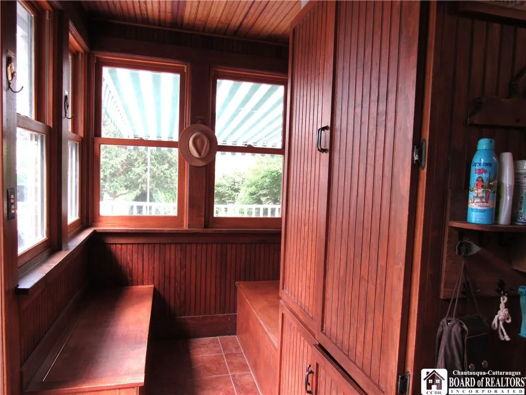 Built-In's in back Mud Room