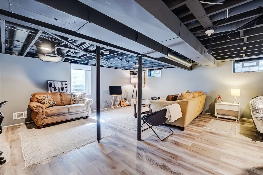 20 Meadow View Drive, Penfield, New York 14526, Penfield, New York 14526, 3 Bedrooms Bedrooms, 5 Rooms Rooms,1 BathroomBathrooms,Residential Lease,For Rent,20 Meadow View Drive, Penfield, New York 14526,R1623765