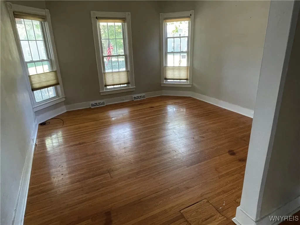 35 Pound Street, Lockport City, New York 14094, Lockport City, New York 14094, 3 Bedrooms Bedrooms, ,2 BathroomsBathrooms,Residential,For Sale,35 Pound Street, Lockport City, New York 14094,B1623476