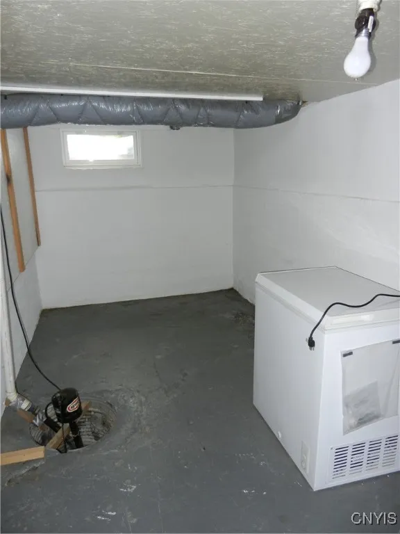 27 Spofford Square, Manheim, New York 13329, Manheim, New York 13329, 4 Bedrooms Bedrooms, 9 Rooms Rooms,2 BathroomsBathrooms,Residential,For Sale,27 Spofford Square, Manheim, New York 13329,S1623279
