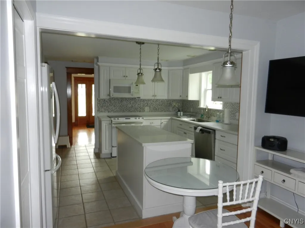 27 Spofford Square, Manheim, New York 13329, Manheim, New York 13329, 4 Bedrooms Bedrooms, 9 Rooms Rooms,2 BathroomsBathrooms,Residential,For Sale,27 Spofford Square, Manheim, New York 13329,S1623279