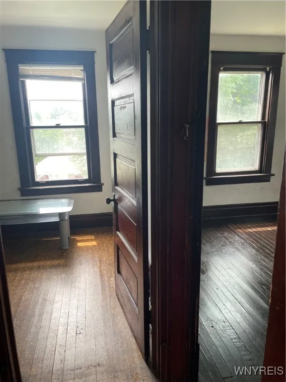 2215 La Salle Avenue, Niagara Falls, New York 1430, Niagara Falls, New York 14301, 4 Bedrooms Bedrooms, 8 Rooms Rooms,1 BathroomBathrooms,Residential,For Sale,2215 La Salle Avenue, Niagara Falls, New York 1430,B1622900