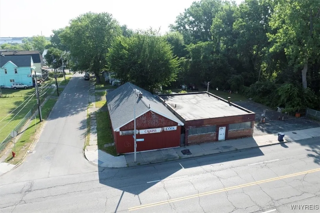 1572 Seneca Street, Buffalo, New York 14210, Buffalo, New York 14210, ,Commercial Sale,For Sale,1572 Seneca Street, Buffalo, New York 14210,B1623221