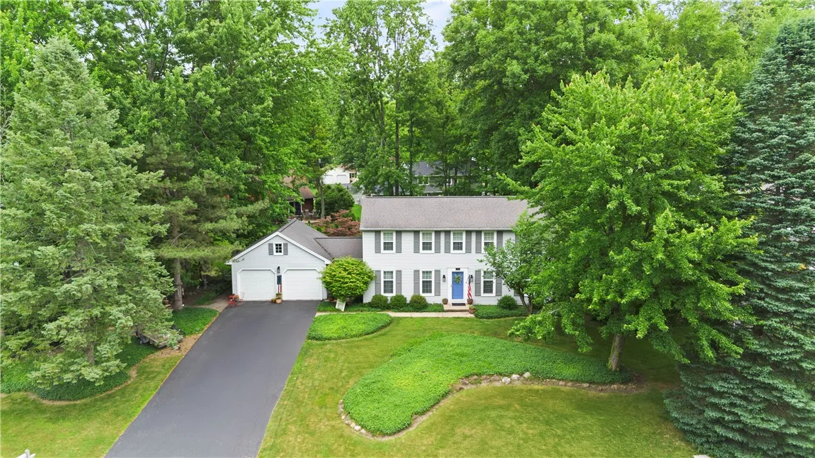 718 Audley End, Webster, New York 14580, Webster, New York 14580, 4 Bedrooms Bedrooms, 8 Rooms Rooms,2 BathroomsBathrooms,Residential,For Sale,718 Audley End, Webster, New York 14580,R1623805