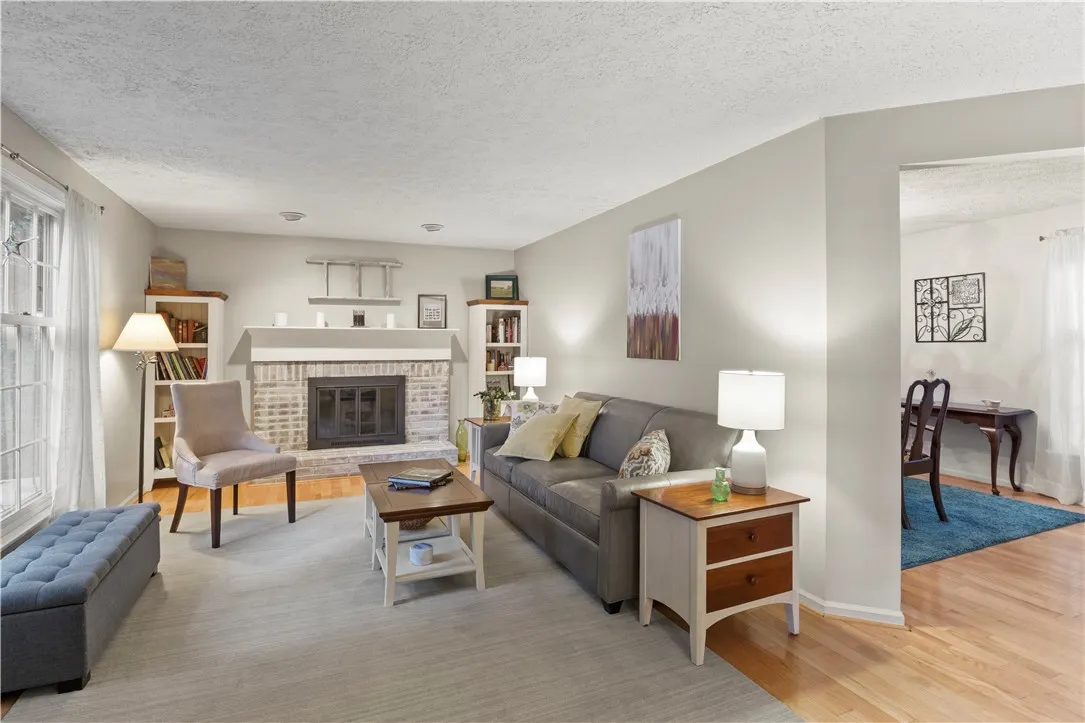 718 Audley End, Webster, New York 14580, Webster, New York 14580, 4 Bedrooms Bedrooms, 8 Rooms Rooms,2 BathroomsBathrooms,Residential,For Sale,718 Audley End, Webster, New York 14580,R1623805