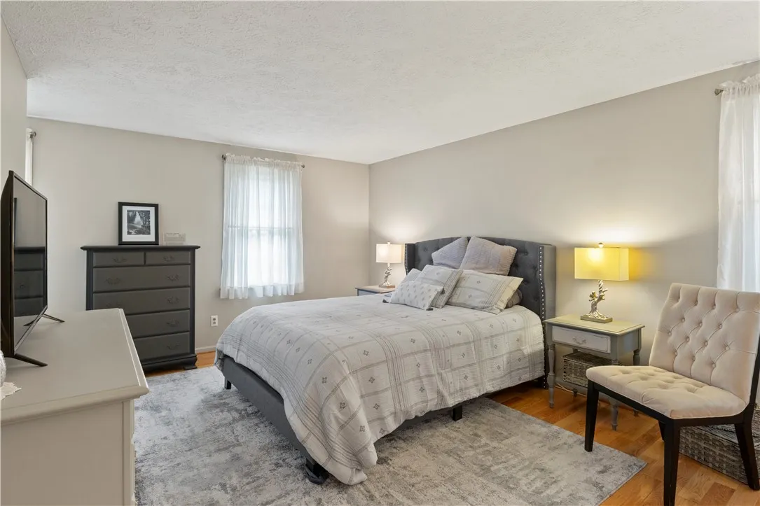 718 Audley End, Webster, New York 14580, Webster, New York 14580, 4 Bedrooms Bedrooms, 8 Rooms Rooms,2 BathroomsBathrooms,Residential,For Sale,718 Audley End, Webster, New York 14580,R1623805