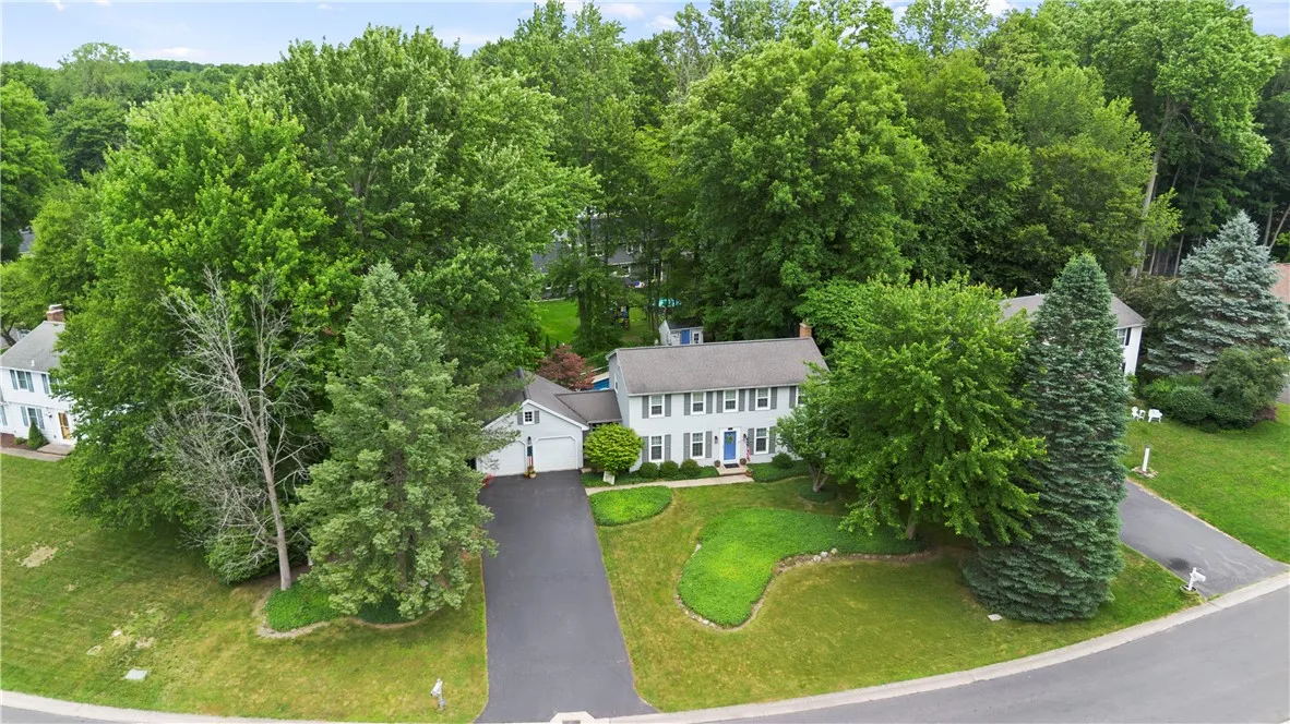 718 Audley End, Webster, New York 14580, Webster, New York 14580, 4 Bedrooms Bedrooms, 8 Rooms Rooms,2 BathroomsBathrooms,Residential,For Sale,718 Audley End, Webster, New York 14580,R1623805