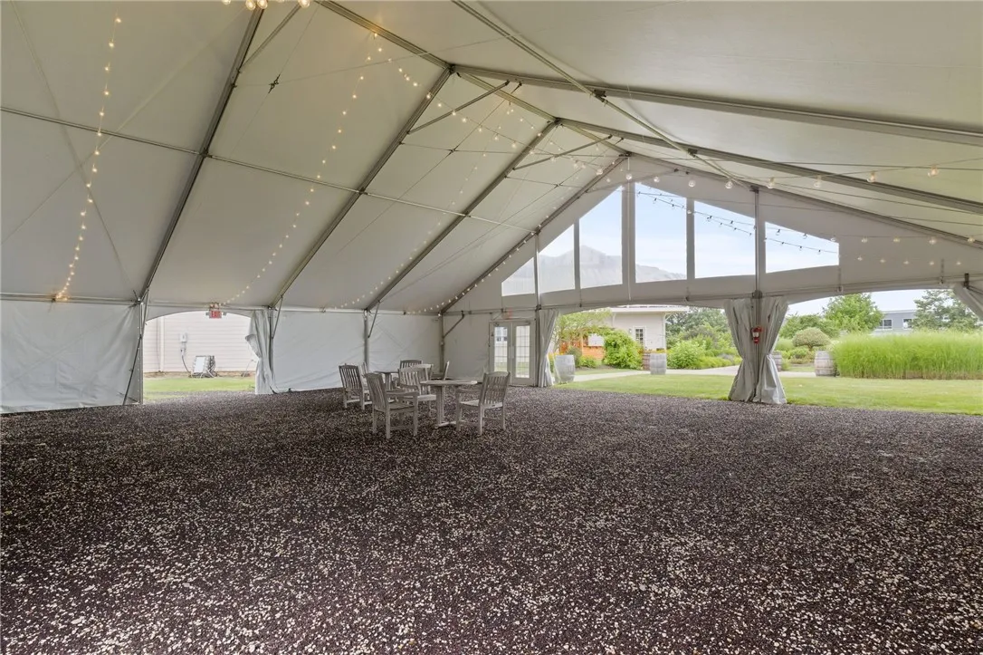 800 South Main Street, Canandaigua City, New York, Canandaigua City, New York 14424, ,Commercial Sale,For Sale,800 South Main Street, Canandaigua City, New York ,R1623144
