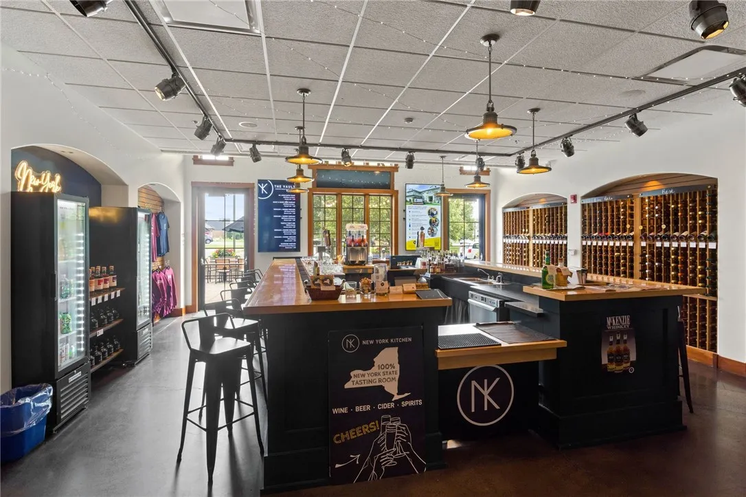 800 South Main Street, Canandaigua City, New York, Canandaigua City, New York 14424, ,Commercial Sale,For Sale,800 South Main Street, Canandaigua City, New York ,R1623144