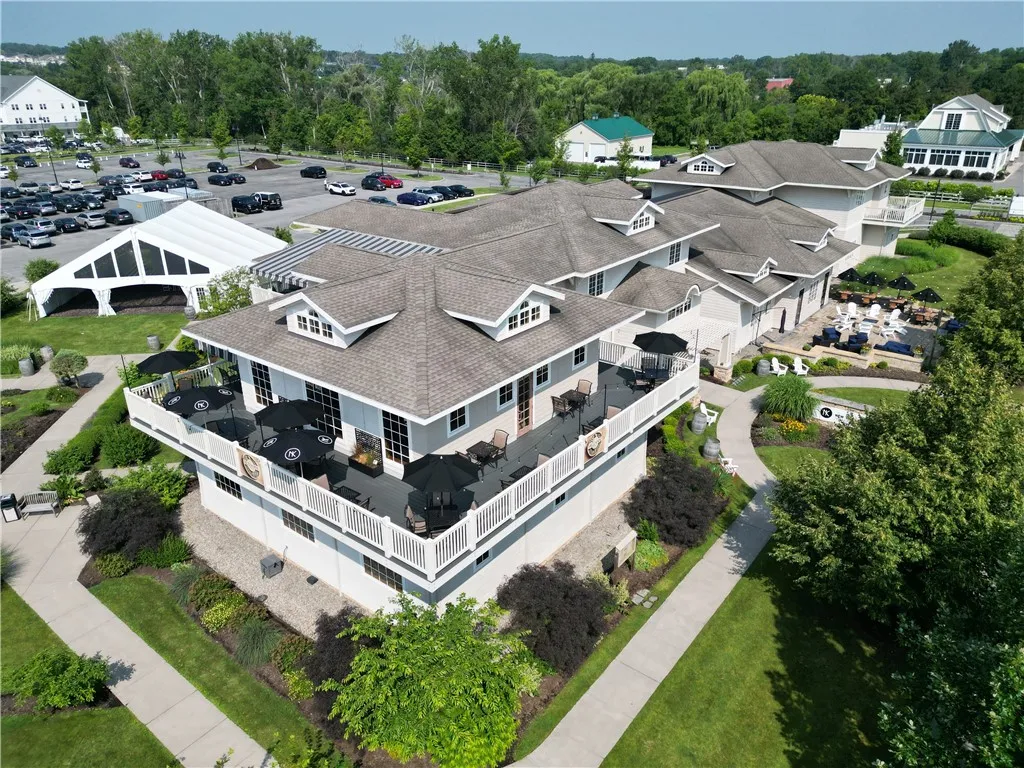 800 South Main Street, Canandaigua City, New York, Canandaigua City, New York 14424, ,Commercial Sale,For Sale,800 South Main Street, Canandaigua City, New York ,R1623144