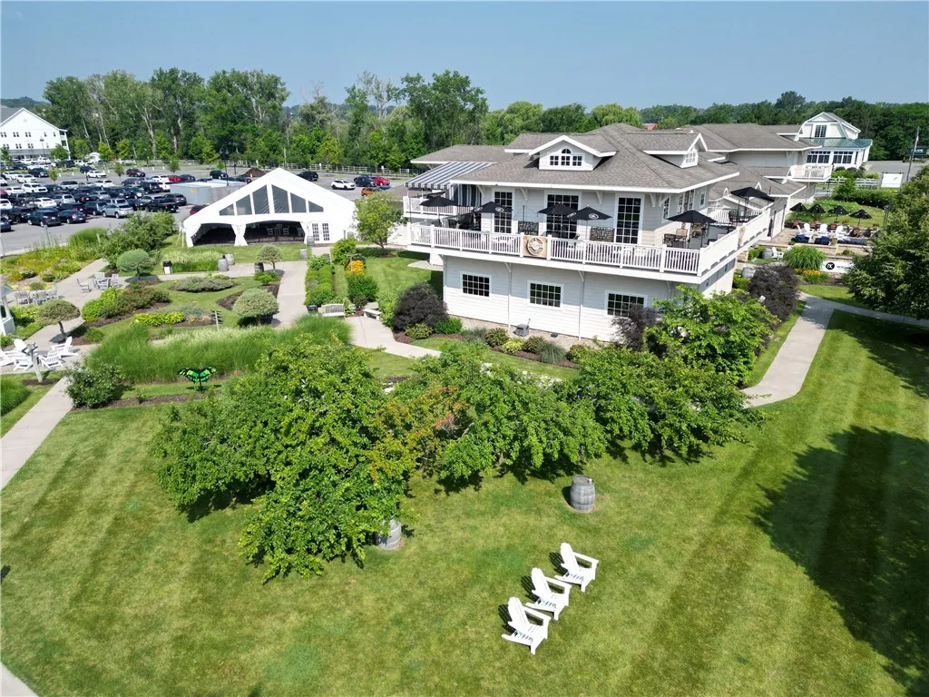 800 South Main Street, Canandaigua City, New York, Canandaigua City, New York 14424, ,Commercial Sale,For Sale,800 South Main Street, Canandaigua City, New York ,R1623144