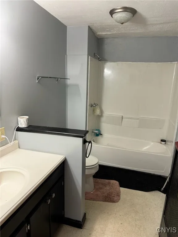 810 Utica Street, Whitestown, New York 13424, Whitestown, New York 13424, 3 Bedrooms Bedrooms, ,3 BathroomsBathrooms,Residential,For Sale,810 Utica Street, Whitestown, New York 13424,S1623845