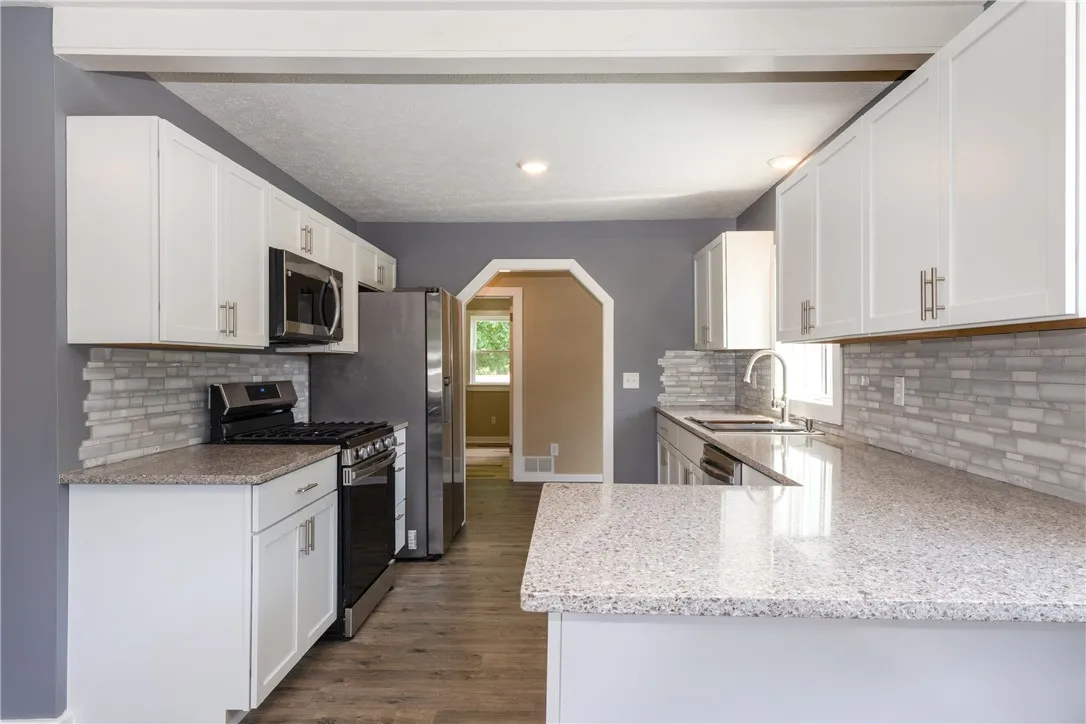 160 Lenox Avenue, Horseheads, New York 14845, Horseheads, New York 14845, 3 Bedrooms Bedrooms, 5 Rooms Rooms,1 BathroomBathrooms,Residential,For Sale,160 Lenox Avenue, Horseheads, New York 14845,R1623685
