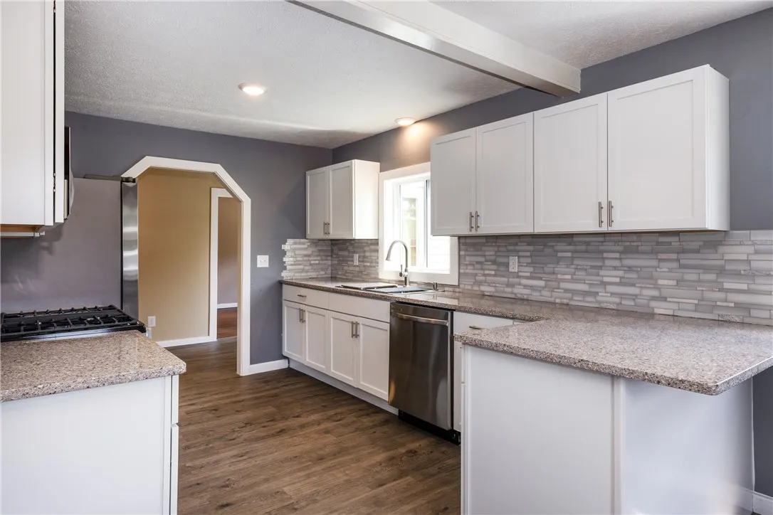 160 Lenox Avenue, Horseheads, New York 14845, Horseheads, New York 14845, 3 Bedrooms Bedrooms, 5 Rooms Rooms,1 BathroomBathrooms,Residential,For Sale,160 Lenox Avenue, Horseheads, New York 14845,R1623685