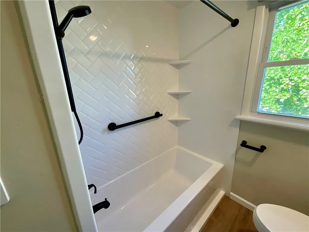 267 Midland Avenue, Tonawanda, New York 14223, Tonawanda, New York 14223, 3 Bedrooms Bedrooms, 7 Rooms Rooms,1 BathroomBathrooms,Residential,For Sale,267 Midland Avenue, Tonawanda, New York 14223,R1623273