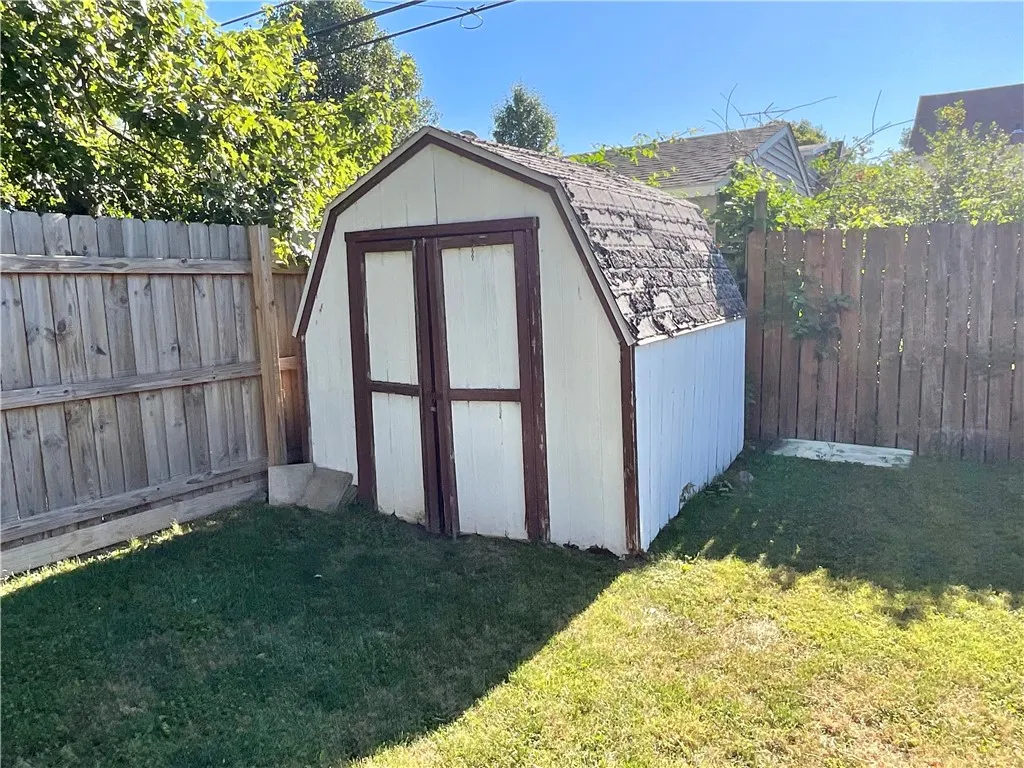 267 Midland Avenue, Tonawanda, New York 14223, Tonawanda, New York 14223, 3 Bedrooms Bedrooms, 7 Rooms Rooms,1 BathroomBathrooms,Residential,For Sale,267 Midland Avenue, Tonawanda, New York 14223,R1623273