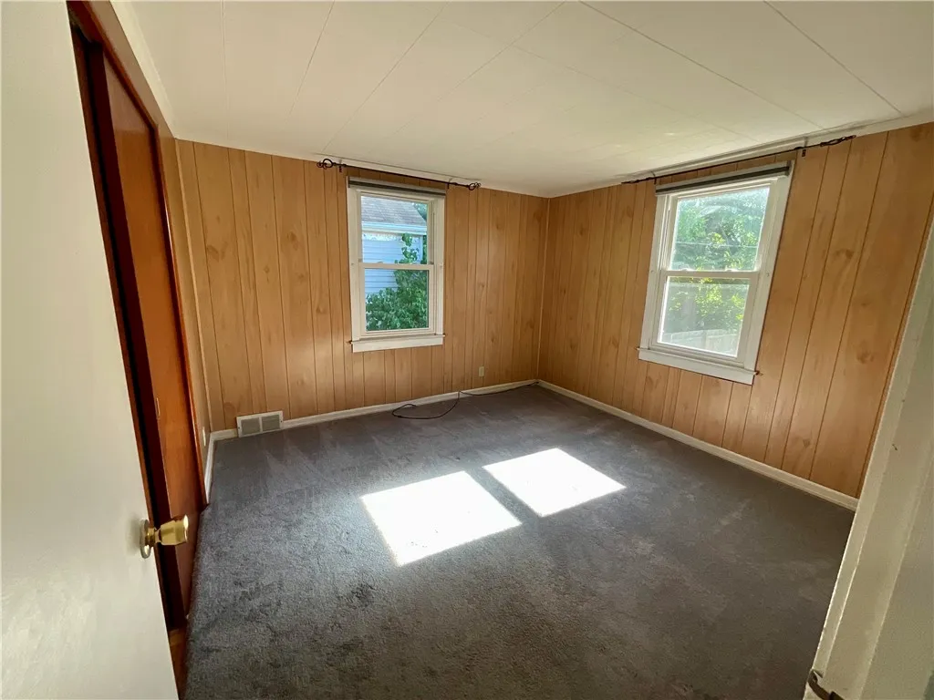267 Midland Avenue, Tonawanda, New York 14223, Tonawanda, New York 14223, 3 Bedrooms Bedrooms, 7 Rooms Rooms,1 BathroomBathrooms,Residential,For Sale,267 Midland Avenue, Tonawanda, New York 14223,R1623273