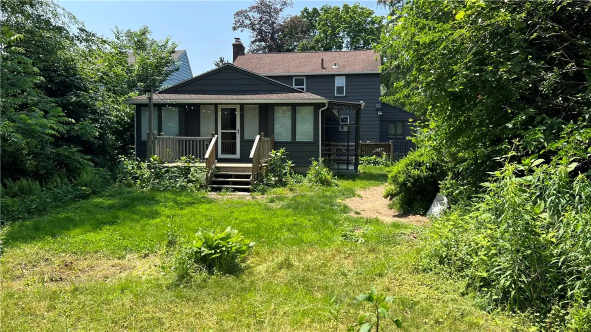 122 Mayfair Drive, Irondequoit, New York 14617, Irondequoit, New York 14617, 3 Bedrooms Bedrooms, 7 Rooms Rooms,2 BathroomsBathrooms,Residential,For Sale,122 Mayfair Drive, Irondequoit, New York 14617,R1623630