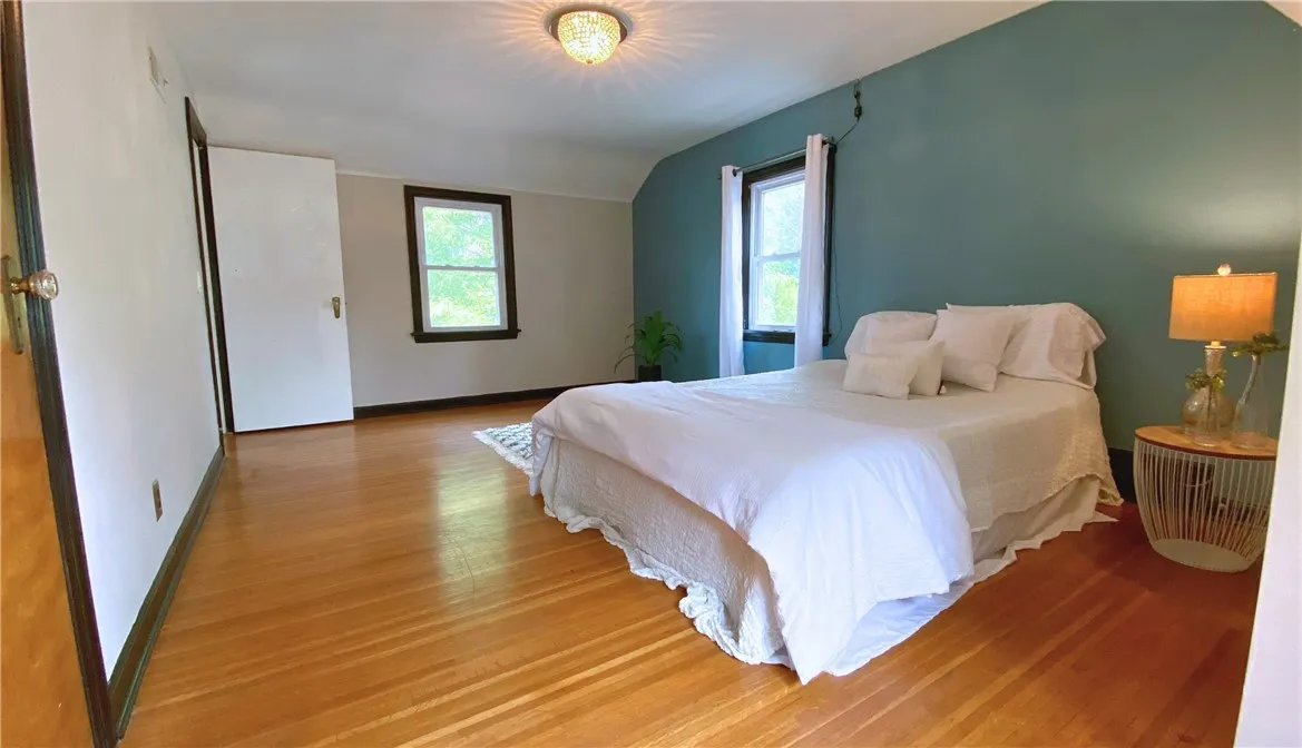 122 Mayfair Drive, Irondequoit, New York 14617, Irondequoit, New York 14617, 3 Bedrooms Bedrooms, 7 Rooms Rooms,2 BathroomsBathrooms,Residential,For Sale,122 Mayfair Drive, Irondequoit, New York 14617,R1623630