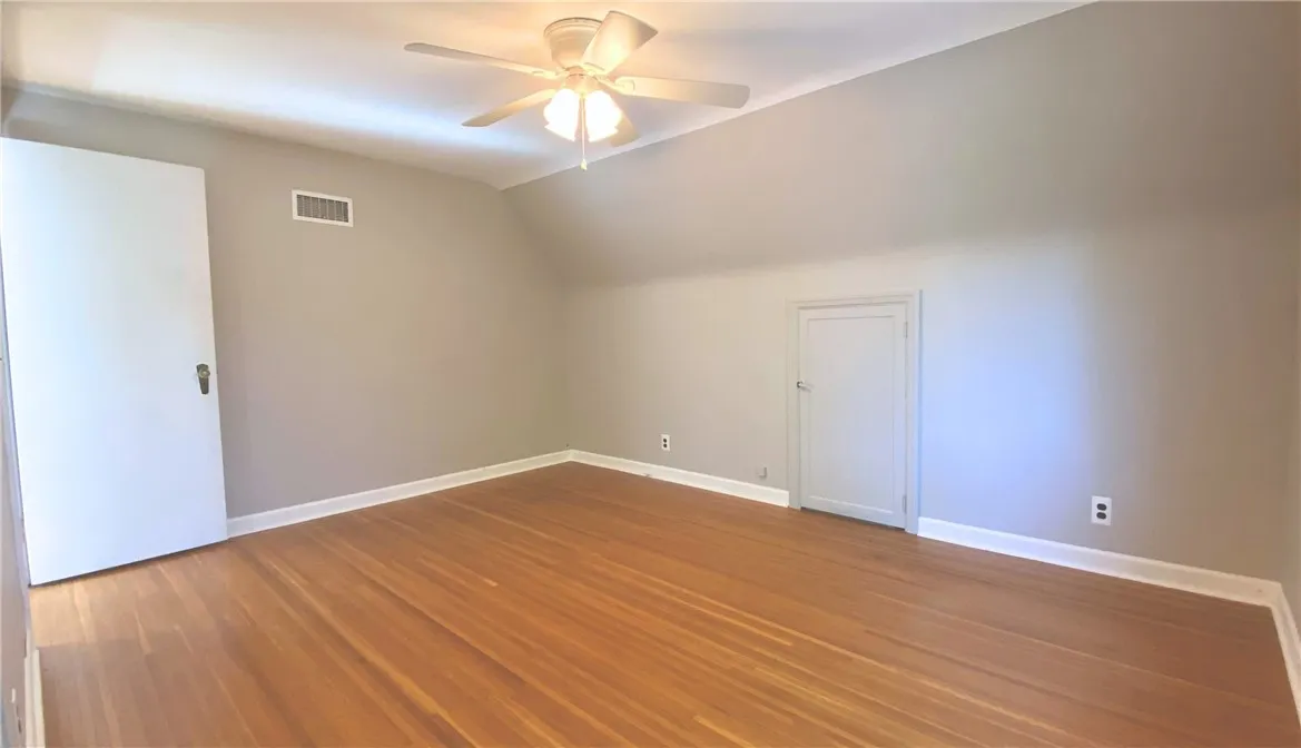 122 Mayfair Drive, Irondequoit, New York 14617, Irondequoit, New York 14617, 3 Bedrooms Bedrooms, 7 Rooms Rooms,2 BathroomsBathrooms,Residential,For Sale,122 Mayfair Drive, Irondequoit, New York 14617,R1623630