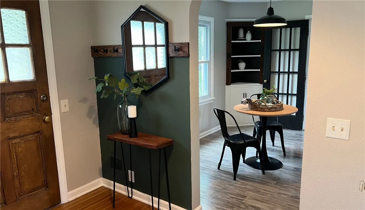 122 Mayfair Drive, Irondequoit, New York 14617, Irondequoit, New York 14617, 3 Bedrooms Bedrooms, 7 Rooms Rooms,2 BathroomsBathrooms,Residential,For Sale,122 Mayfair Drive, Irondequoit, New York 14617,R1623630