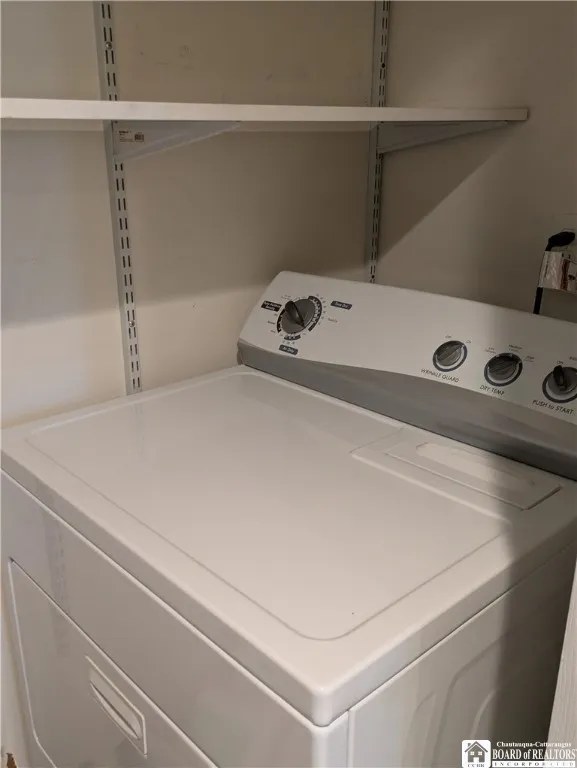 400 West Avenue J1, West Seneca, New York 14224, West Seneca, New York 14224, 2 Bedrooms Bedrooms, 5 Rooms Rooms,2 BathroomsBathrooms,Residential,For Sale,400 West Avenue J1, West Seneca, New York 14224,R1623653