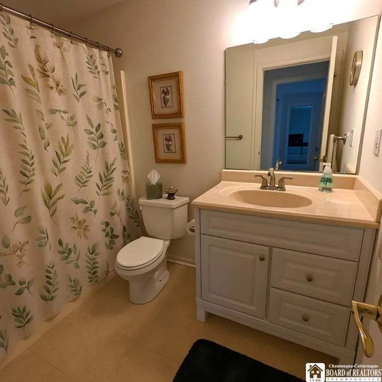 400 West Avenue J1, West Seneca, New York 14224, West Seneca, New York 14224, 2 Bedrooms Bedrooms, 5 Rooms Rooms,2 BathroomsBathrooms,Residential,For Sale,400 West Avenue J1, West Seneca, New York 14224,R1623653