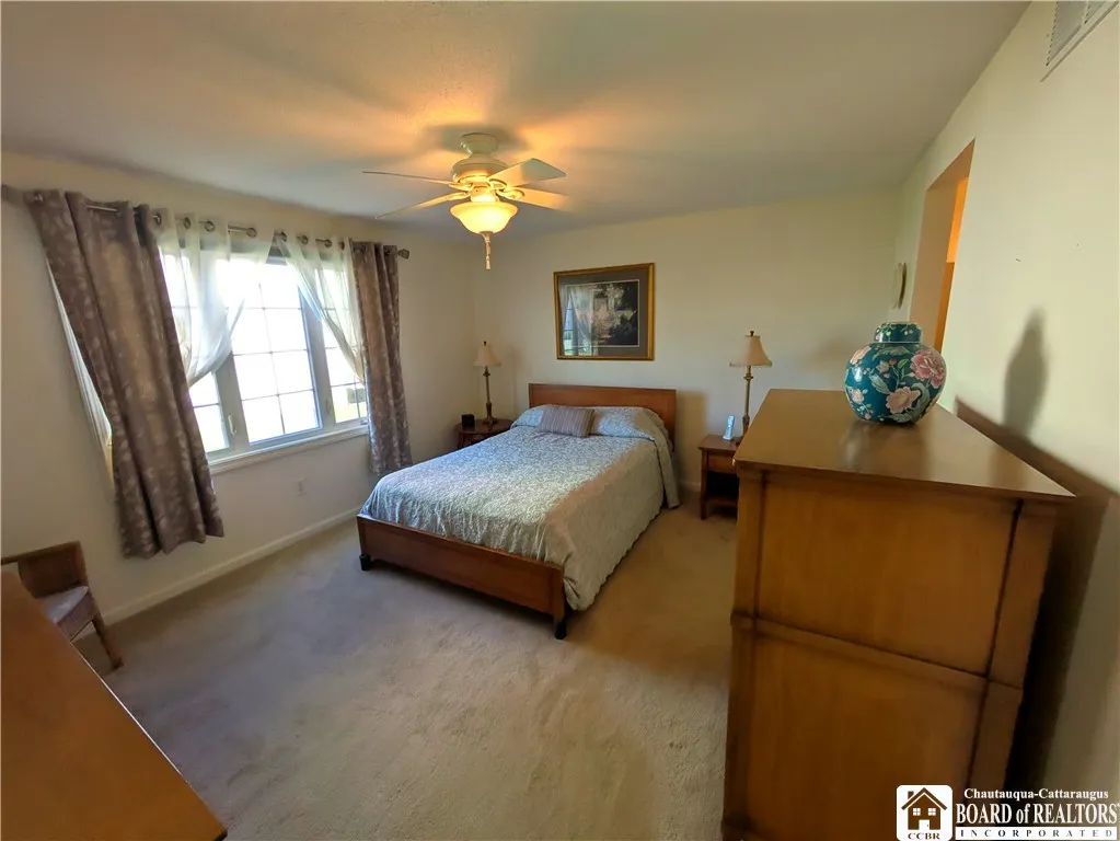 400 West Avenue J1, West Seneca, New York 14224, West Seneca, New York 14224, 2 Bedrooms Bedrooms, 5 Rooms Rooms,2 BathroomsBathrooms,Residential,For Sale,400 West Avenue J1, West Seneca, New York 14224,R1623653