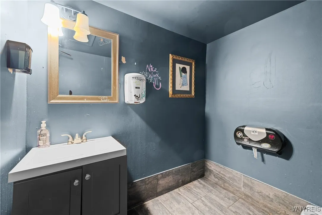 245 Allen Street, Buffalo, New York 14201, Buffalo, New York 14201, 2 Rooms Rooms,Commercial Sale,For Sale,245 Allen Street, Buffalo, New York 14201,B1623796