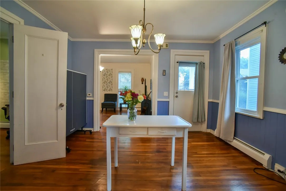 185 Caroline Street, Rochester, New York 14620, Rochester, New York 14620, 3 Bedrooms Bedrooms, 8 Rooms Rooms,1 BathroomBathrooms,Residential,For Sale,185 Caroline Street, Rochester, New York 14620,R1623828