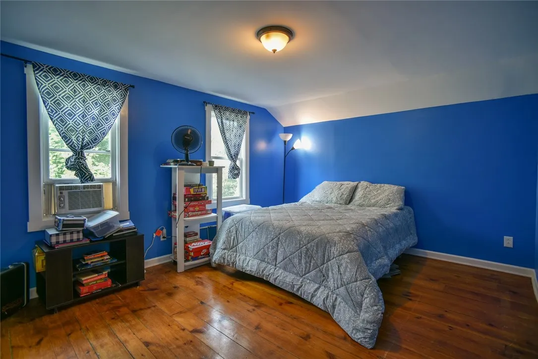 185 Caroline Street, Rochester, New York 14620, Rochester, New York 14620, 3 Bedrooms Bedrooms, 8 Rooms Rooms,1 BathroomBathrooms,Residential,For Sale,185 Caroline Street, Rochester, New York 14620,R1623828