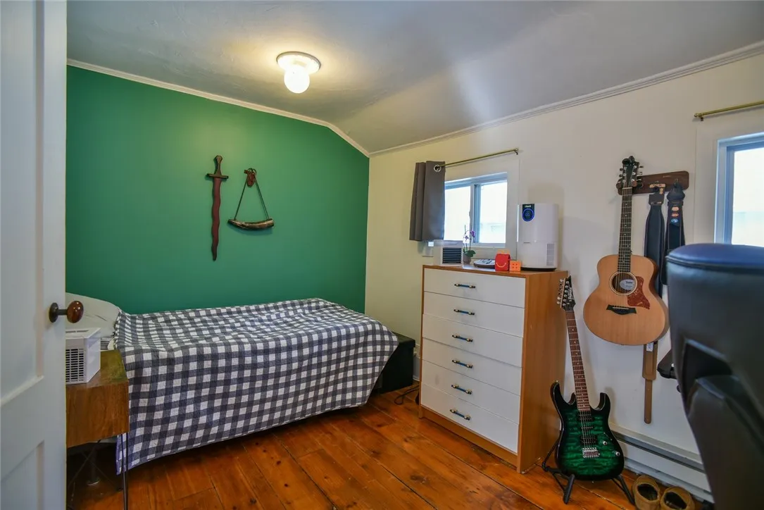 185 Caroline Street, Rochester, New York 14620, Rochester, New York 14620, 3 Bedrooms Bedrooms, 8 Rooms Rooms,1 BathroomBathrooms,Residential,For Sale,185 Caroline Street, Rochester, New York 14620,R1623828