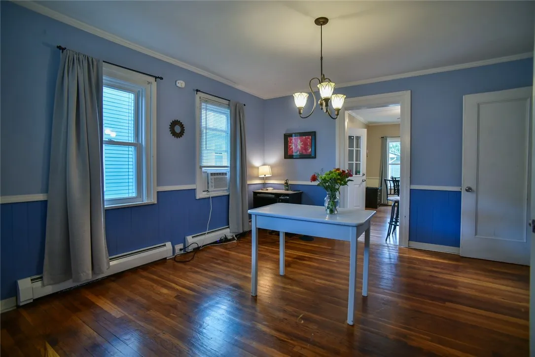 185 Caroline Street, Rochester, New York 14620, Rochester, New York 14620, 3 Bedrooms Bedrooms, 8 Rooms Rooms,1 BathroomBathrooms,Residential,For Sale,185 Caroline Street, Rochester, New York 14620,R1623828