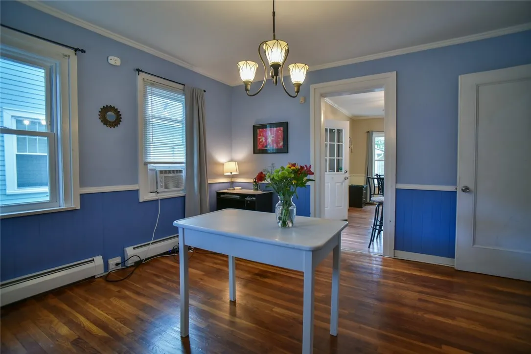 185 Caroline Street, Rochester, New York 14620, Rochester, New York 14620, 3 Bedrooms Bedrooms, 8 Rooms Rooms,1 BathroomBathrooms,Residential,For Sale,185 Caroline Street, Rochester, New York 14620,R1623828