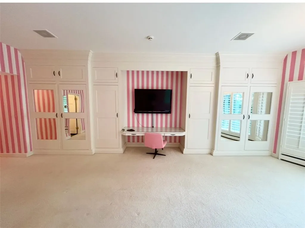 104 Taragreen Lane, Norwich, New York 13815, Norwich, New York 13815, 6 Bedrooms Bedrooms, 19 Rooms Rooms,7 BathroomsBathrooms,Residential,For Sale,104 Taragreen Lane, Norwich, New York 13815,R1619980