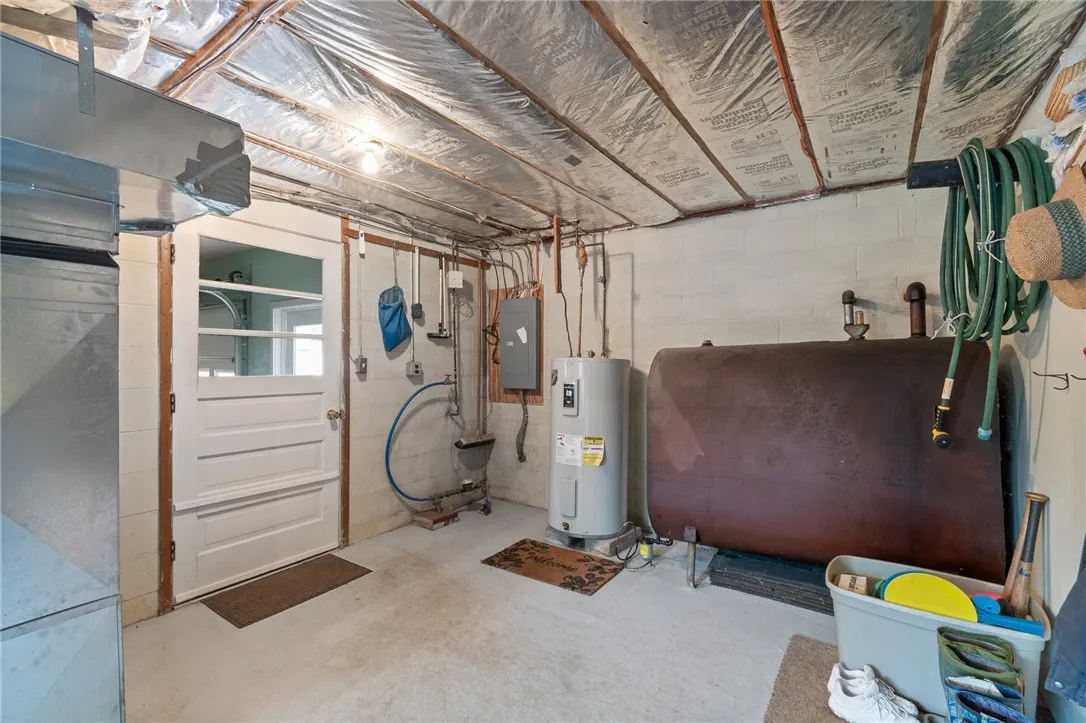 3361 Cambier Road, Marion, New York 14505, Marion, New York 14505, 4 Bedrooms Bedrooms, 7 Rooms Rooms,1 BathroomBathrooms,Residential,For Sale,3361 Cambier Road, Marion, New York 14505,R1623649