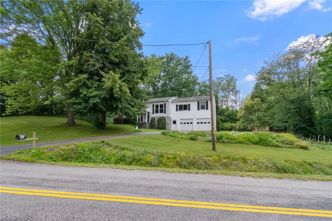 3361 Cambier Road, Marion, New York 14505, Marion, New York 14505, 4 Bedrooms Bedrooms, 7 Rooms Rooms,1 BathroomBathrooms,Residential,For Sale,3361 Cambier Road, Marion, New York 14505,R1623649