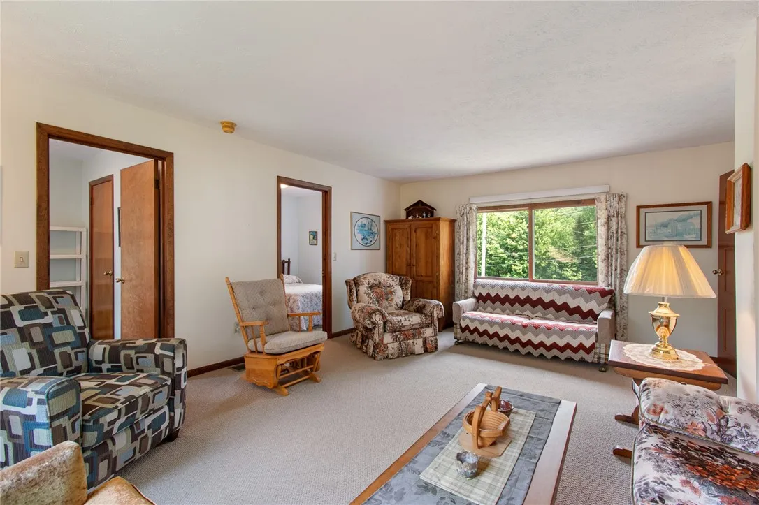 3361 Cambier Road, Marion, New York 14505, Marion, New York 14505, 4 Bedrooms Bedrooms, 7 Rooms Rooms,1 BathroomBathrooms,Residential,For Sale,3361 Cambier Road, Marion, New York 14505,R1623649