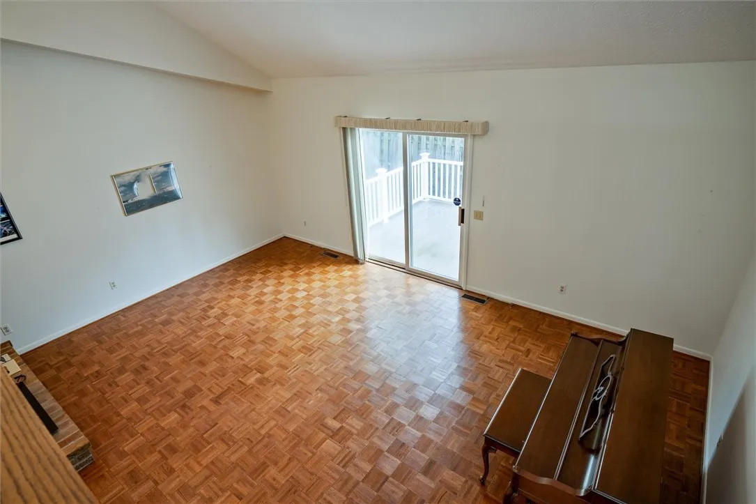34 Gailhaven Court, Brighton, New York 14618, Brighton, New York 14618, 3 Bedrooms Bedrooms, 7 Rooms Rooms,2 BathroomsBathrooms,Residential,For Sale,34 Gailhaven Court, Brighton, New York 14618,R1623670