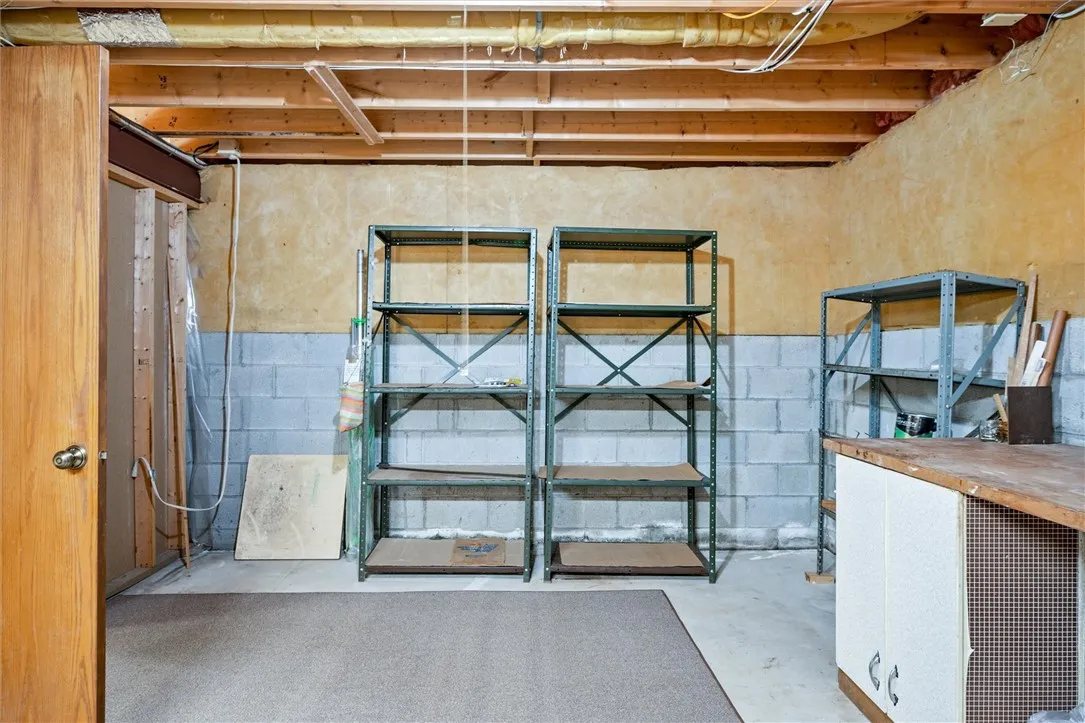 34 Gailhaven Court, Brighton, New York 14618, Brighton, New York 14618, 3 Bedrooms Bedrooms, 7 Rooms Rooms,2 BathroomsBathrooms,Residential,For Sale,34 Gailhaven Court, Brighton, New York 14618,R1623670