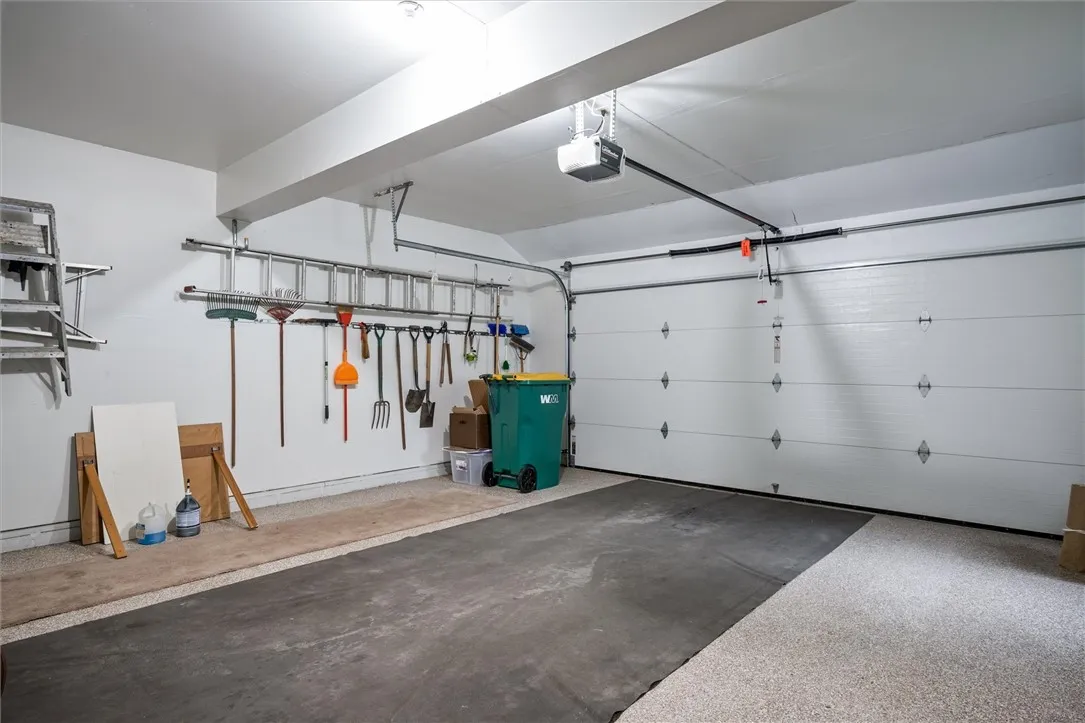 34 Gailhaven Court, Brighton, New York 14618, Brighton, New York 14618, 3 Bedrooms Bedrooms, 7 Rooms Rooms,2 BathroomsBathrooms,Residential,For Sale,34 Gailhaven Court, Brighton, New York 14618,R1623670