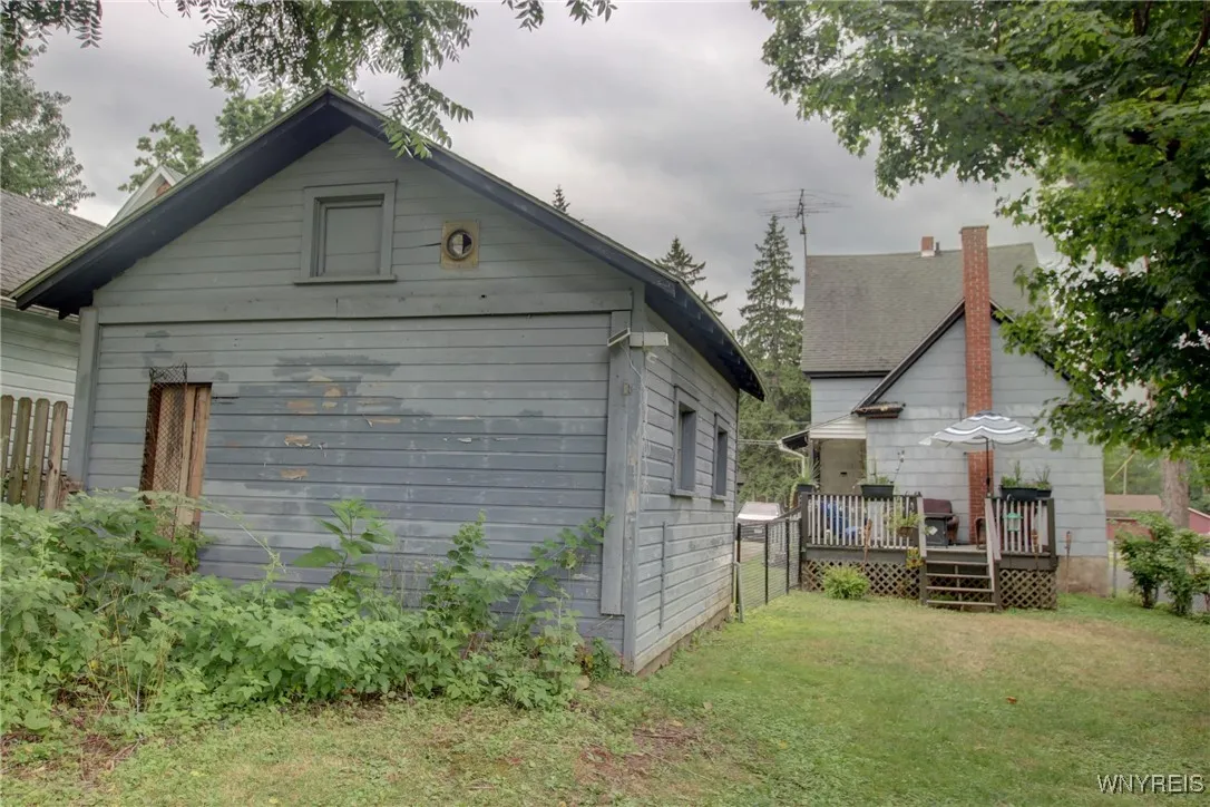 2020 Lakeview Road, Hamburg, New York 14085, Hamburg, New York 14085, 3 Bedrooms Bedrooms, 7 Rooms Rooms,Residential,For Sale,2020 Lakeview Road, Hamburg, New York 14085,B1623705