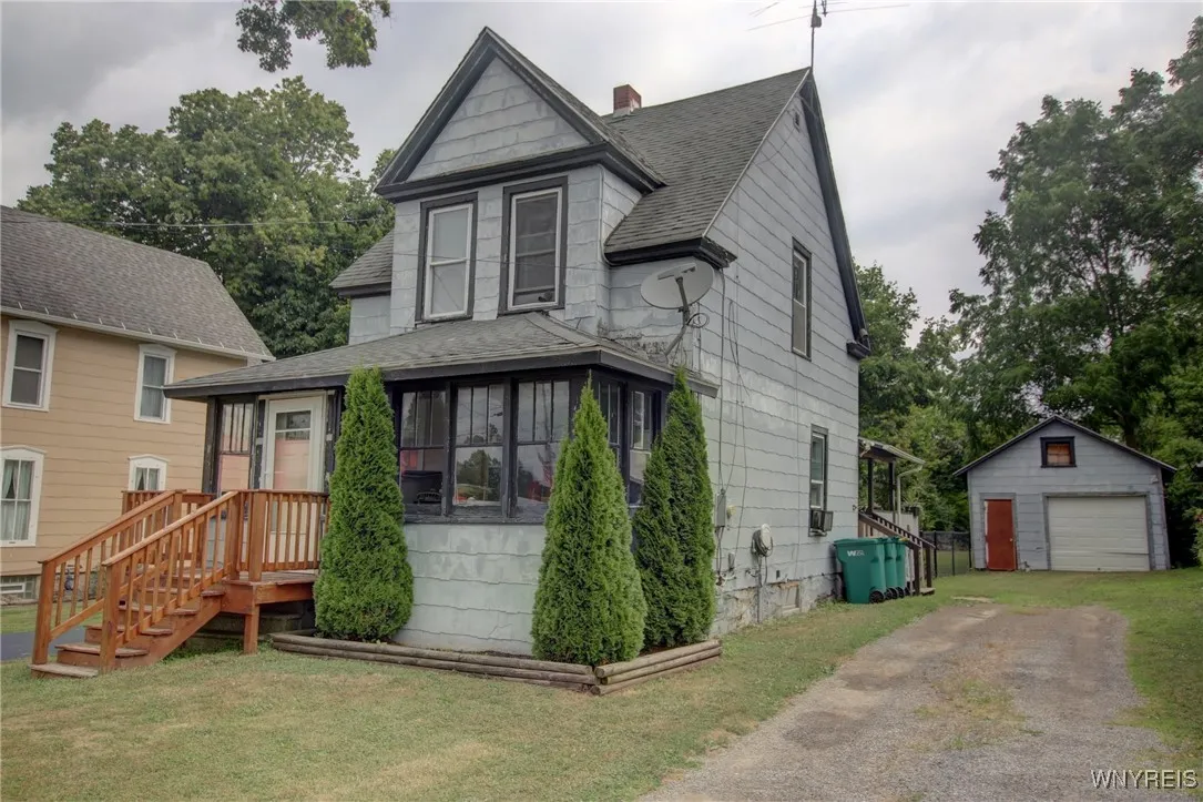 2020 Lakeview Road, Hamburg, New York 14085, Hamburg, New York 14085, 3 Bedrooms Bedrooms, 7 Rooms Rooms,Residential,For Sale,2020 Lakeview Road, Hamburg, New York 14085,B1623705